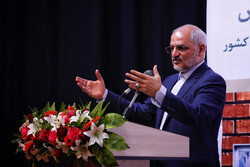 ایرانی وزیر تعلیم ہمدان پہنچ گئے