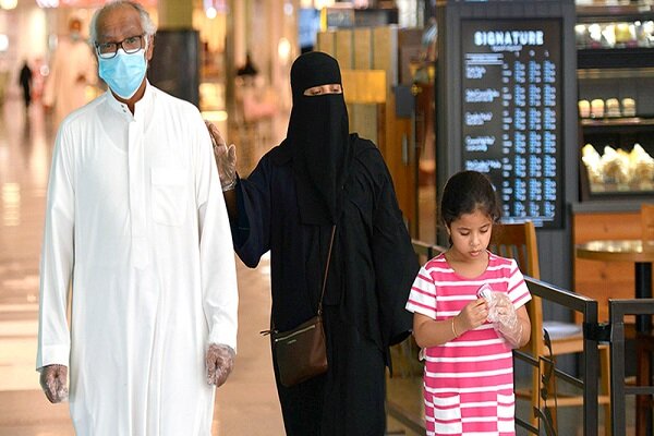 السعودية تمدد حظر الرحلات الجوية