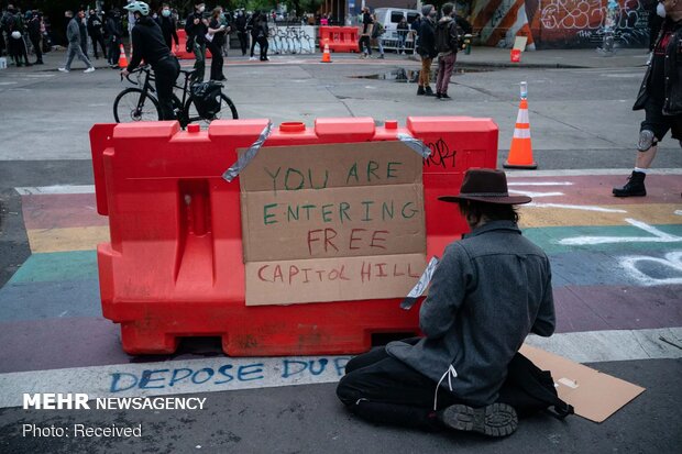 Seattle'da protestocular 'özerk bölge' ilan etti