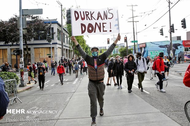 Seattle'da protestocular 'özerk bölge' ilan etti