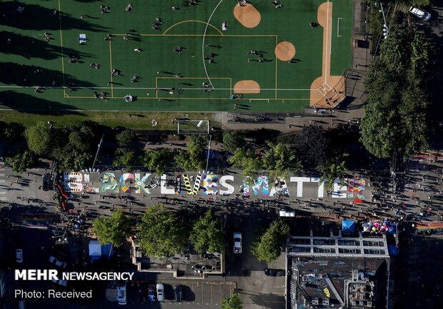 Seattle'da protestocular 'özerk bölge' ilan etti