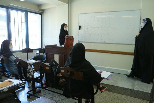 امتحانات ۳ دانشگاه استان سمنان برگزار می‌شود