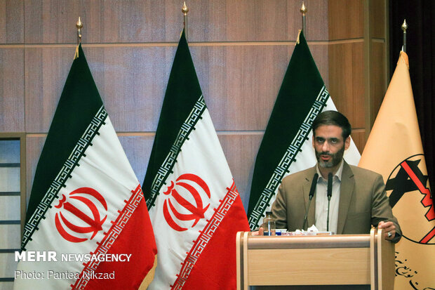 روزانه در مسیر خط آهن «چابهار-زاهدان»یک کیلومتر ریل گذاری می شود  روزانه در مسیر خط آهن «چابهار-زاهدان»یک کیلومتر ریل گذاری می شود
