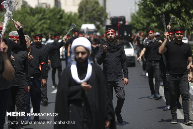 مراسم عزاداری شهادت امام جعفرصادق(ع) در محله صادقیه تهران