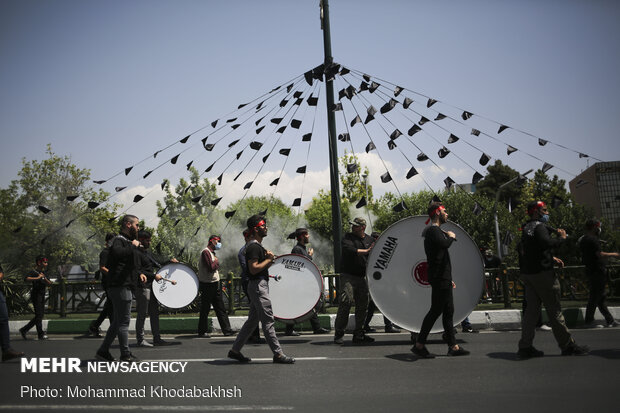 مراسم عزاداری شهادت امام جعفرصادق(ع) در محله صادقیه تهران