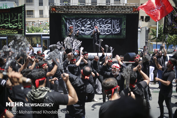 مراسم عزاداری شهادت امام جعفرصادق(ع) در محله صادقیه تهران