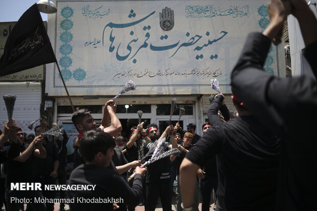مراسم عزاداری شهادت امام جعفرصادق(ع) در محله صادقیه تهران