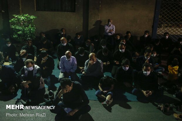 مراسم عزاداری شام شهادت امام جعقر صادق(ع