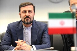 مخالفان «سند ۲۵ ساله» نگران پیشرفت ایران هستند/ آمریکا دلسوز مردم نیست