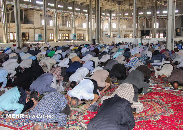 اقامه نماز جمعه در سمنان