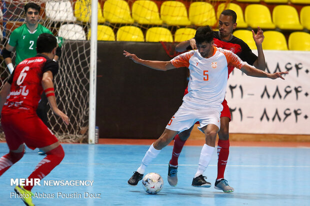 Final match of Iran’s futsal league held after months of postponement 