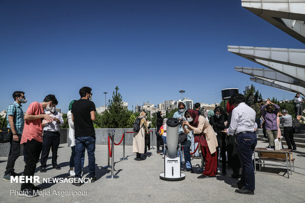 Partial solar eclipse over sky of Iranian capital 