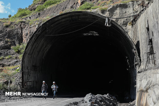 Officials visit Tehran-North highway project