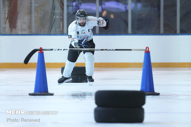 1st edition of ice skating with hurdles in Tehran