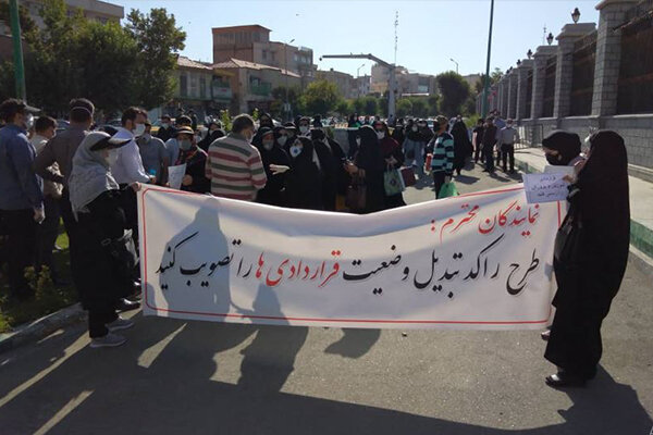 درخواست جبهه متحد فرهنگیان/ معلمان زندانی را آزاد کنید