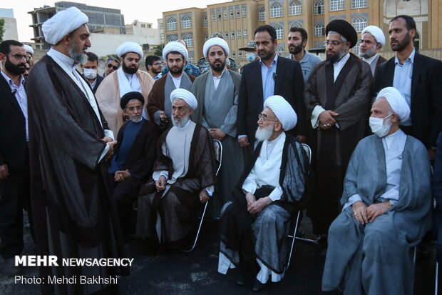 آیین کلنگ زنی پروژه مجتمع آموزشی فرهنگی کریمه اهل بیت(ع)