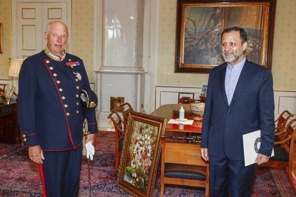 ملك النرويج: يجب تطوير العلاقات بين "أوسلو" و"طهران"