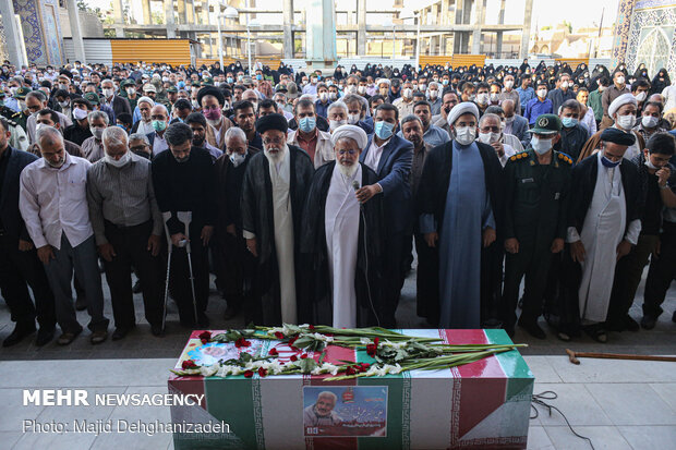 تشییع پیکر جانباز شهید «علی‌اکبر عربی» در یزد