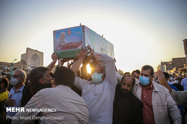 تشییع پیکر جانباز شهید «علی‌اکبر عربی» در یزد