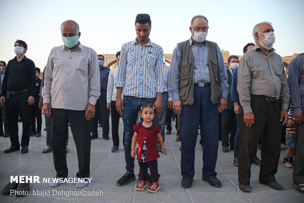 تشییع پیکر جانباز شهید «علی‌اکبر عربی» در یزد