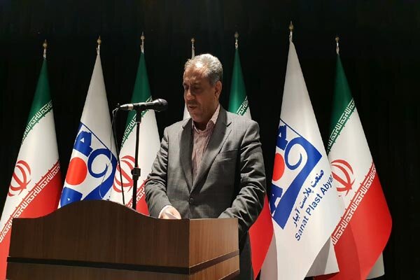 اگر درگیر مسائل داخلی نبودیم در صنعت نیز شاخص جهانی می شدیم