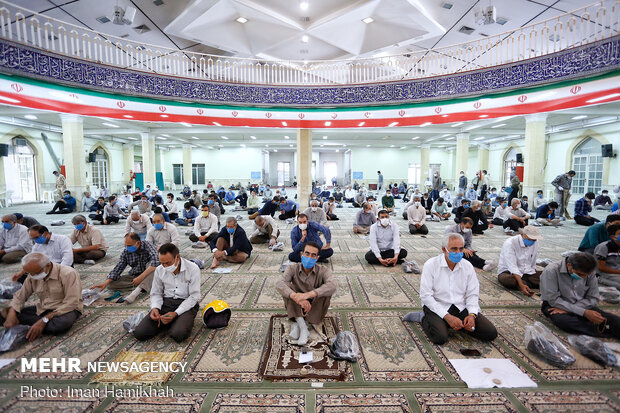 Friday Prayer in Hamedan with health protocols in place