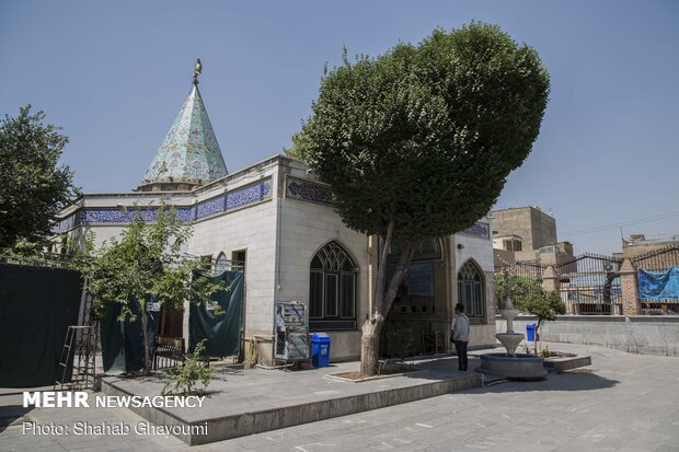 Başkent Tahran'daki kutsal mekanlardan fotoğraflar