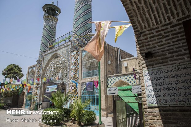 Başkent Tahran'daki kutsal mekanlardan fotoğraflar