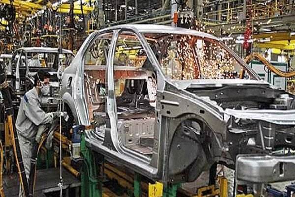 صنعت خودروسازی به قطعات ایرانی مجهز می شوند