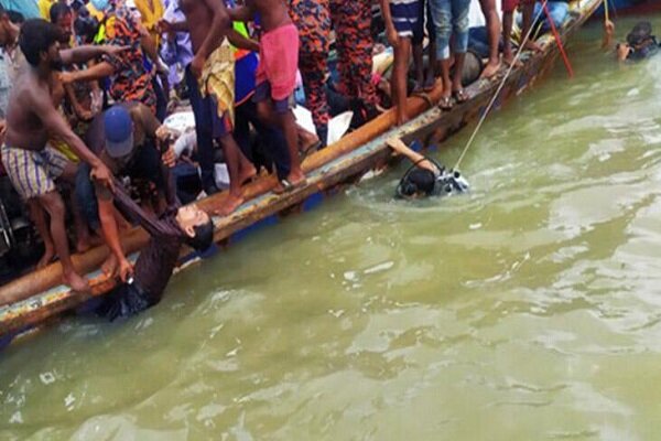 بنگلہ دیش میں دو مسافر بردار کشتیوں میں تصادم سے 23 افراد ہلاک