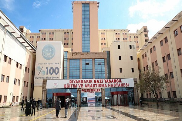 Diyarbakır'da 5 günde 15 sağlıkçı enfekte oldu