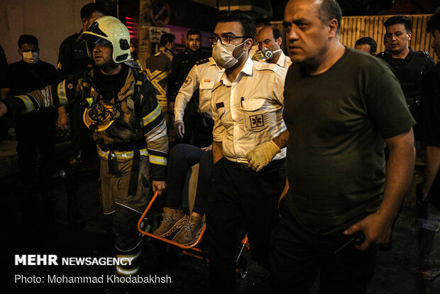 آتش سوزی و انفجار در درمانگاه «سینا اطهر» خیابان شریعتی