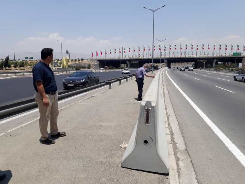 طرح جمع آوری گاردریل‌های وسط بزرگراه آزادگان