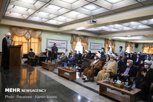 مراسم تکریم سعید مهدوی امین و معارفه مهدی قدرتی مدیرکل تبلیغات اسلامی لرستان