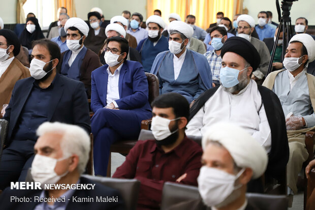 مراسم تکریم سعید مهدوی امین و معارفه مهدی قدرتی مدیرکل تبلیغات اسلامی لرستان
