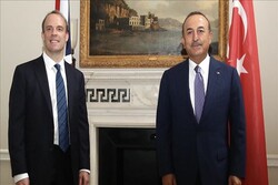 وزرای خارجه ترکیه و انگلیس دیدار کردند