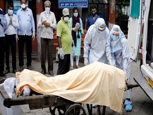 بھارت میں کورونا وائرس سے اب تک 93 ہزار سے زائد افراد ہلاک