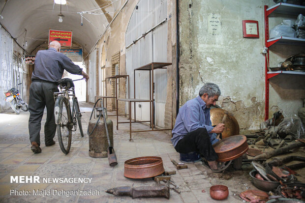 هنر مسگری در بازار سنتی یزد