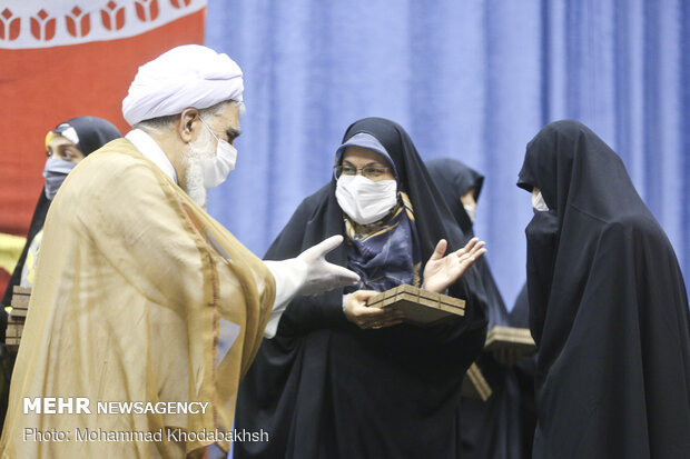 İran'da "Hac kasım'ın Kızları" isimli bir konferans düzenlendi