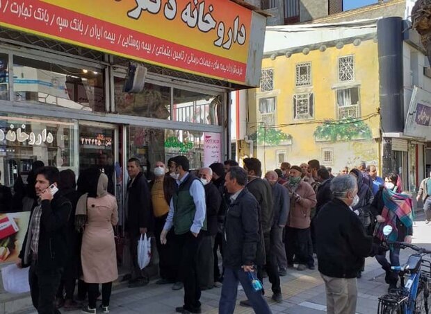 بیم و امیدها برای تهیه دارو در شیراز / بازار سوداگری داغ شد