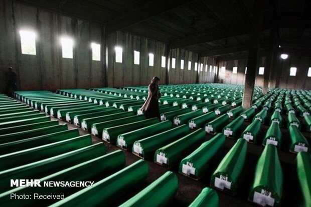 Srebrenitsa soykırımının üzerinden 26 yıl geçti