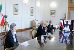 Iranian, Kuwaiti FMs hold talks on bilateral ties