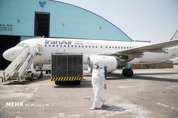 ضد عفونی هواپیماهای مسافربری در فرودگاه مهرآباد