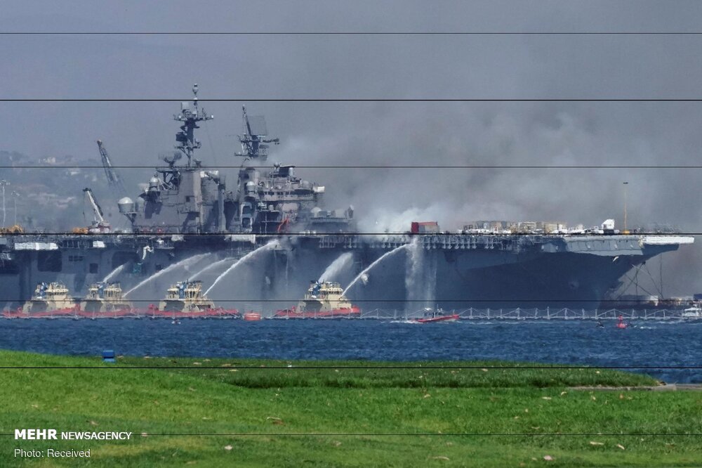 کیلی فورنیا میں امریکی بحریہ کے جہاز میں آگ لگنے سے 21 افراد زخمی