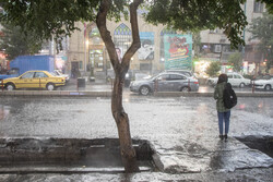 بارش‌های رگباری اصفهان را فرا می‌گیرد