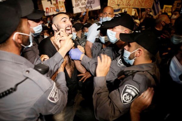 At least 50 people arrested amid anti-Netanyahu protest