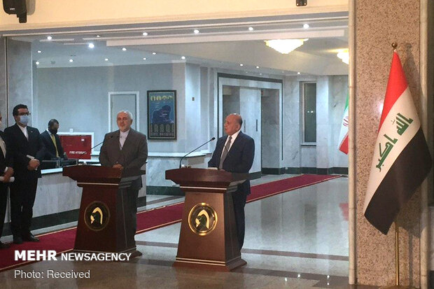 Zarif holds meeting with Iraqi officials