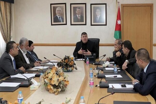 لجنة نيابية أردنية تُطالب بطرد السفير الصهيوني وسحب السفير الأردني