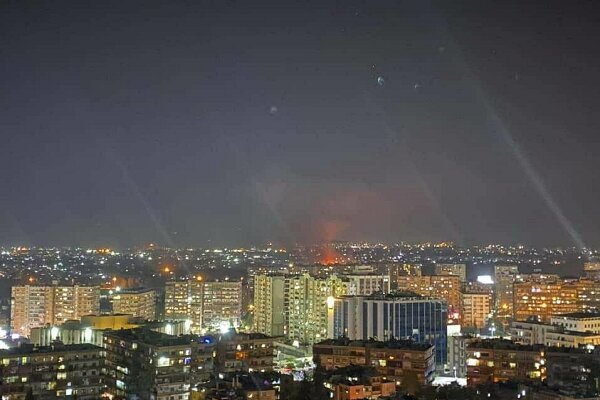 پدافند سوریه با تجاوز هوایی رژیم صهیونیستی به دمشق مقابله کرد