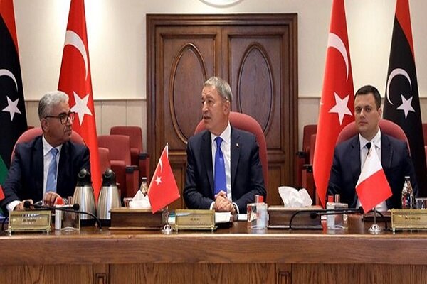 نشست وزرای دفاع ترکیه و قطر با وزیر کشور دولت «وفاق ملی لیبی»